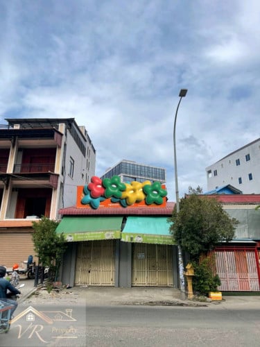 ផ្ទះលក់/ជួល​