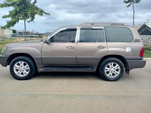 លក់ដូរសេរី 470 ឆ្នាំ2000 សាំង បូមឡើងចុះនៅអេម ពន្ធផ្លូវ2025រួច