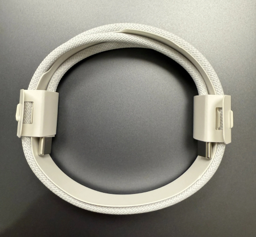 ខ្សែសាក iPhone 15 Pro Max Original 100%