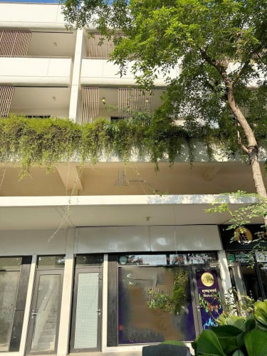 ផ្ទះអាជីវកម្មមុខផ្សារទំនើបK-Mallដាក់សម្រាប់ជួល [English Below]