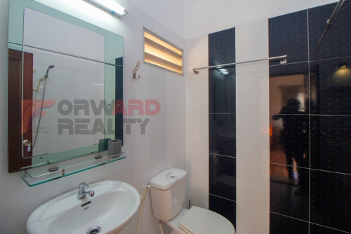 🏡5 Bedrooms Villa for Rent-Phsar Doem Tkhov Area