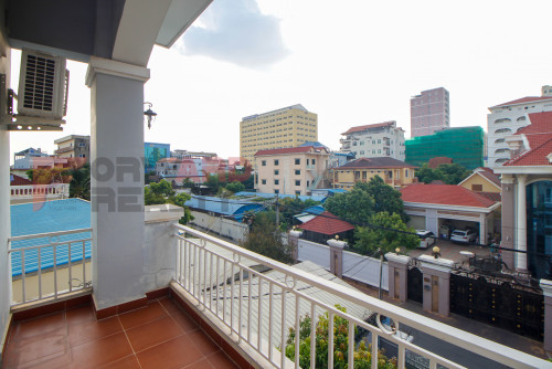 🏡5 Bedrooms Villa for Rent-Phsar Doem Tkhov Area