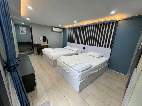 Boutique For Rent