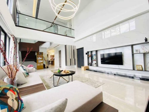ELEGANT PENTHOUSE FOR RENT-HEART OF BKK1 ☘️