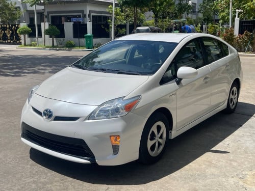 Prius 2013 ( Tax ) 