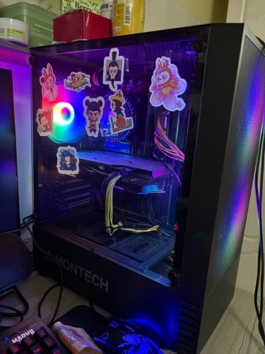 Sell Desktop មួយទឹកដូចថ្មីទិញទុកចោរនៅដូចថ្មីចឹង