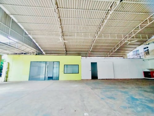 Warehouse For Rent At Toul Kork Area, Land l: 20x30m, Building Size: 500sqm Plus, 1,700$