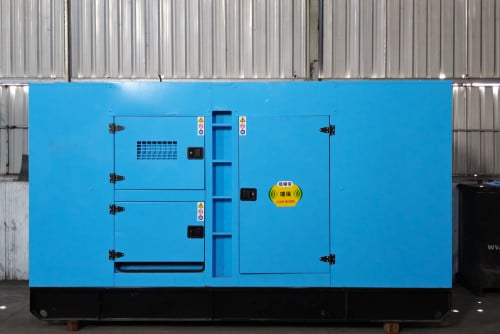ម៉ាស៊ីនកម្លាំង 400KVA cummins មួយទឹក