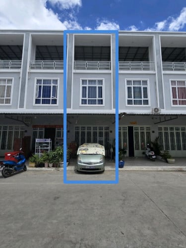 ផ្ទះសម្រាប់ជួល  (House for rent 房屋出租)