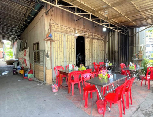 🏦House Available for Urgent Sale at a Special Price (Negotiable).