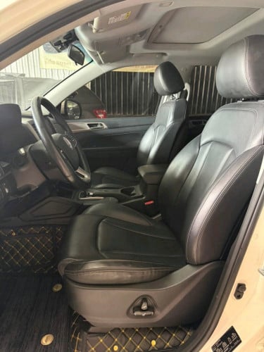 21900 មេឡានថ្មីដូចខ្លាញ់គោ កៅអីអូតូសងខាង