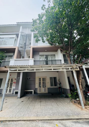 3 Bedrooms For Sale With Fully Furnished At Peng Hout Beoung Snor Close to CIA Chbar Ampov Campus