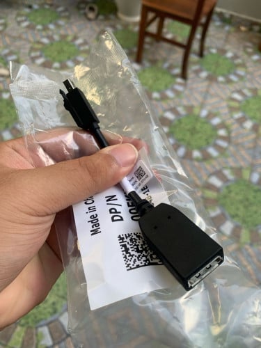 Dell Mini Display Port ( Male ) to Display Port ( Female ) Adapter