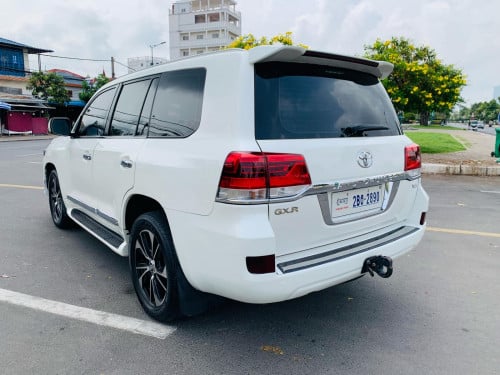 Landcruiser 09 up 021(បង់រំលស់)