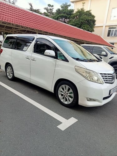 Toyota Alphard for Monthly Rental
