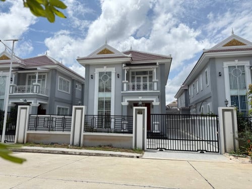 Villa for sale at Prek Anhchanh