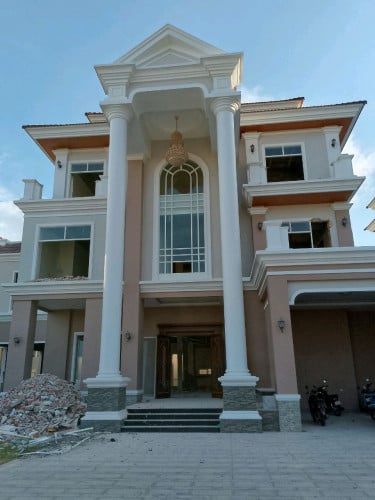 មានទទួលជុសជុលសាងសង់សំណង់គ្រប់ប្រភេទ