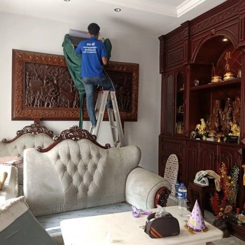 សេវាកម្មនាងសម្អាតម៉ាស៊ីនត្រជាក់