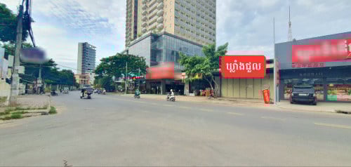 ឃ្លាំងសម្រាប់ជួលនៅជិតផ្សារ TK (មានតាមទំហំ) Warehouse for Rent Near TK