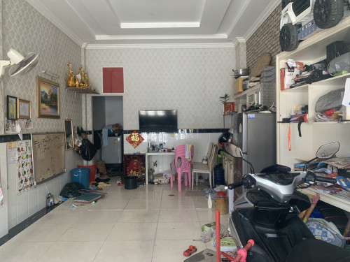🏦House Available for Urgent Sale at a Special Price (Negotiable).