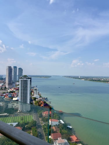 2 bedrooms 3 bedrooms River View