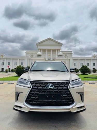 2016 Lexus LX570