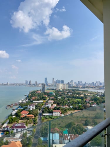 Never met 2 bedrooms view like this