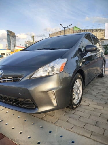 Pruis V 2013 Options 3 Color Gray