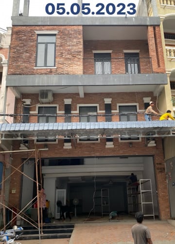 ផ្ទះជួល ឬលក់ ជាប់ផ្សារតាខ្មៅចាស់ 2ល្វែង តែ 550$