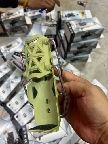 ចូលស្តុកថ្មី ជើងចាប់កែវទឹក អាចដាក់បានដបធំ Bottle holder តម្លៃពិសេសជូន