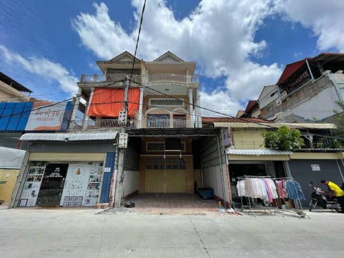 ផ្ទះសម្រាប់ជួល | House for Rent