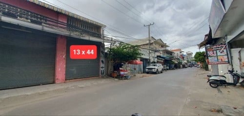 ឃ្លាំងសម្រាប់ជួល/លក់នៅស្ទឹងមានជ័យ /Warehouse for Rent/Sale at Stoeng Meanchey