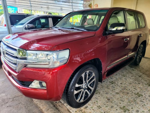 Toyota land cruiser 2008 V6 full ថ្មីណាស់ Urgent Sale!!!