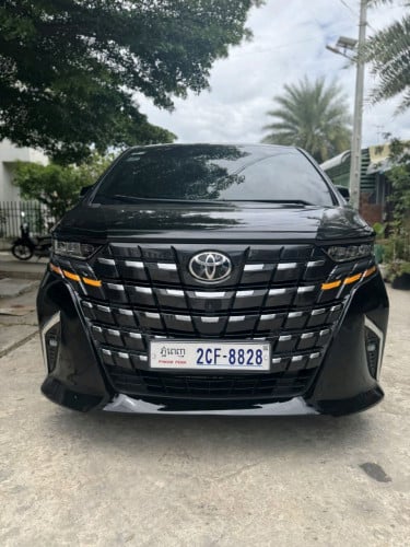 VVIP business car luxury for rent 24hour with driver