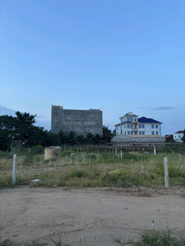 លក់ដីជិតផ្សារទំនើបម៉ាក្រូ  ចម្ងាយ តែ100ម៉ែត និងកែងស្ពានលេខ7 ផ្លូវជាតិលេខ 6A