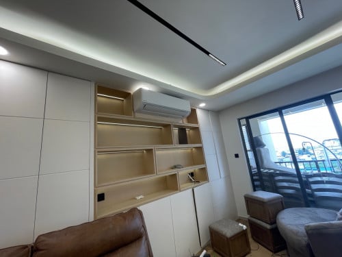 Maintenance Install Repair Air Conditioning.