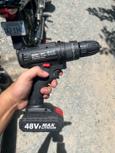 ថ្ម1 ឆ្នាំងសាក