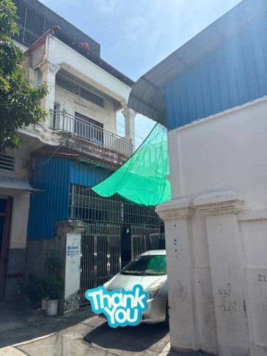 លក់ផ្ទះ 2 ជុង បន្ទាន់ តម្លៃធូរ នៅជិតរង្វង់មូលកាំកូ