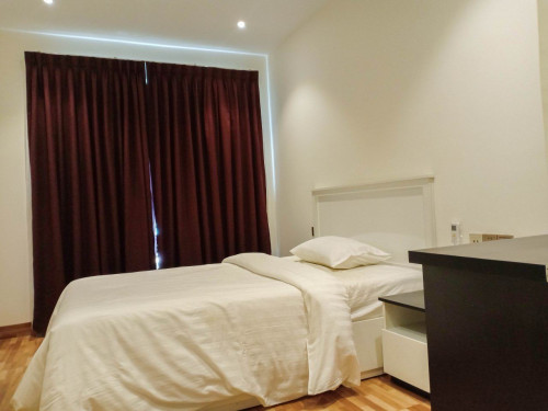Building for rent at BKK2