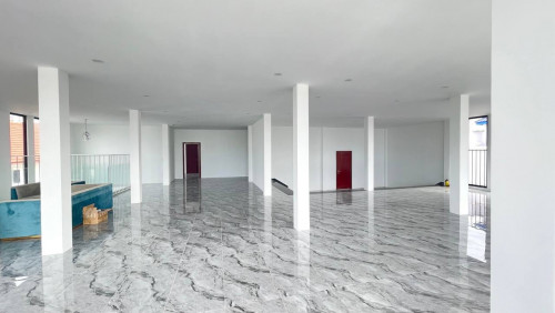 Commercial Building-Office-Showroom For Rent Along Main Road of Toul Kork, 1,670sqm, 12,000$ Nego