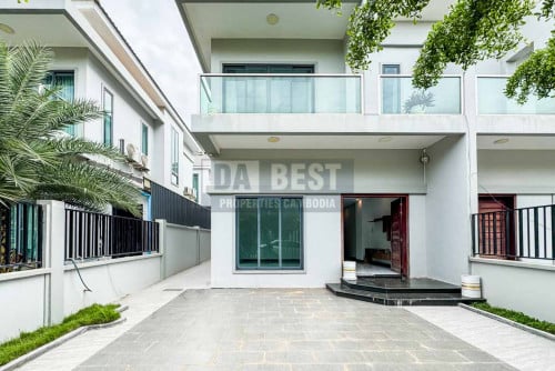 Urgent Sale: ផ្ទះលក់បន្ទាន់នៅបុរីទេសចរណ៍ ក្រុងសៀមរាប / Price Drop: House for Sale at Borey Tourism