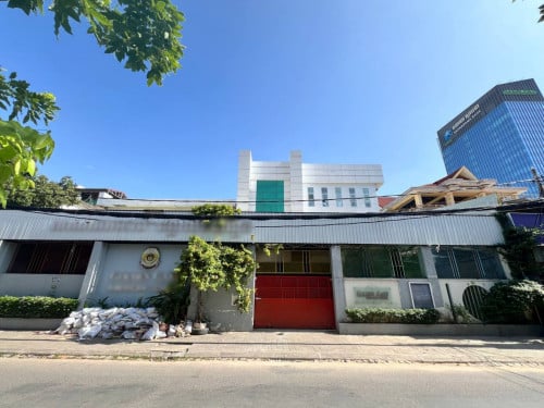 House for rent- Daun Penh
