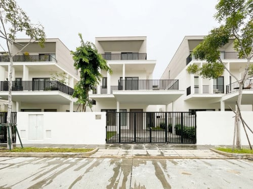 Modern Villa 4 Bedrooms For Rent At Borey Chankiri Close to The new airport and Aeon mall3.