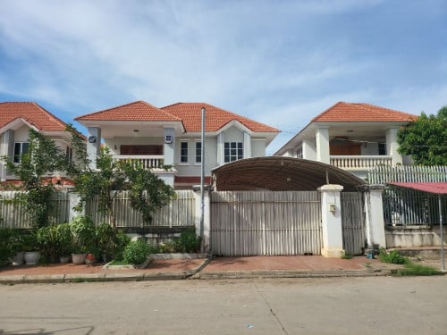 Villa Available for Urgent Sale at a Special Price (Negotiable).
