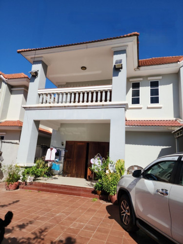 Villa Available for Urgent Sale at a Special Price (Negotiable).