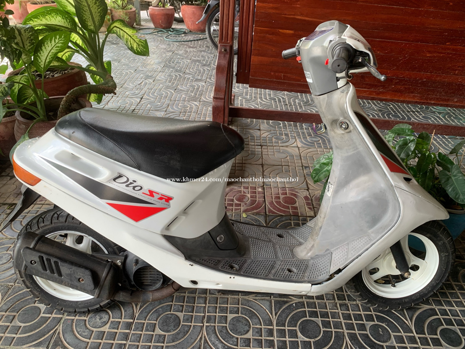 DIO SR 50cc ホンダ Dio SR HONDA スーパーディオ メットインボックス