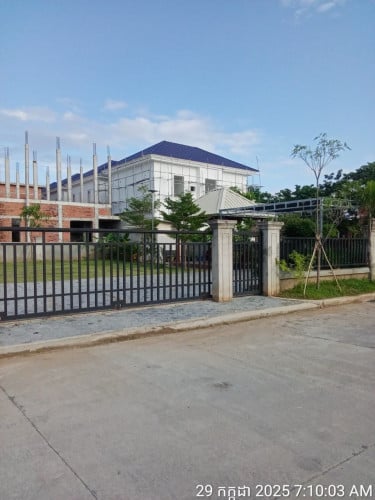 ដីតាខ្មៅ 17មុឺន$ ចរចារ ប្លង់រឹង