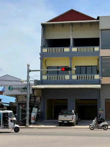 ជួលផ្ទះ