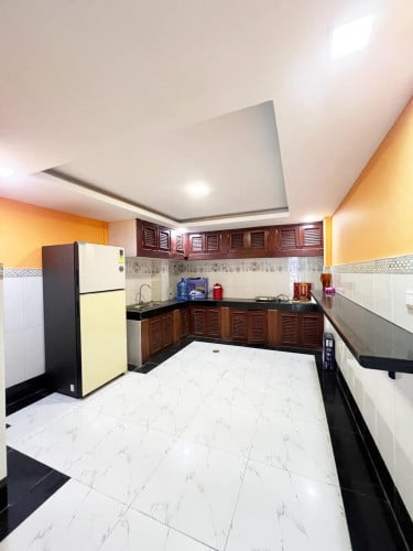 បន្ទប់ជួល