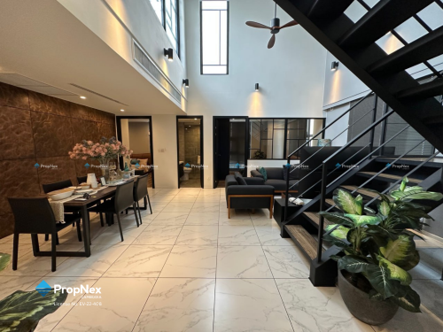 🏙 Re-sale High-End Penthouse in BKK1 by Japanese Developer – Luxury Living on Level 26